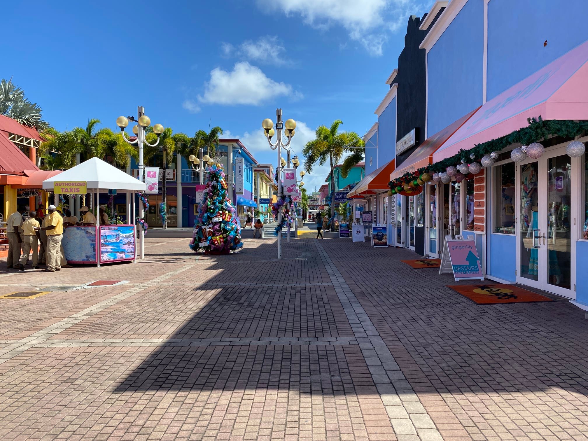 Štandovi i dućani na Antigvi