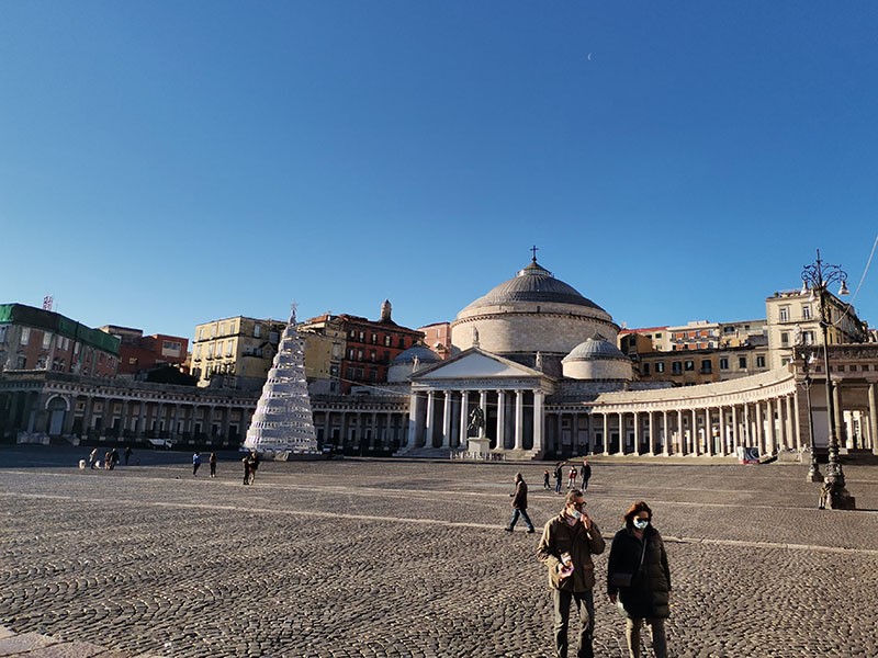 Goethe rekao Vedi Napoli e poi muori!/ Vidjeti Napulj i umrijeti!