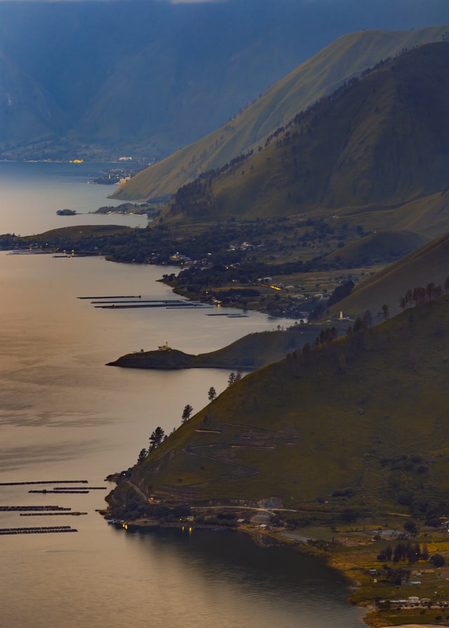 Jezero Toba