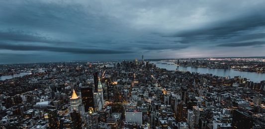 New York grad kontrasta