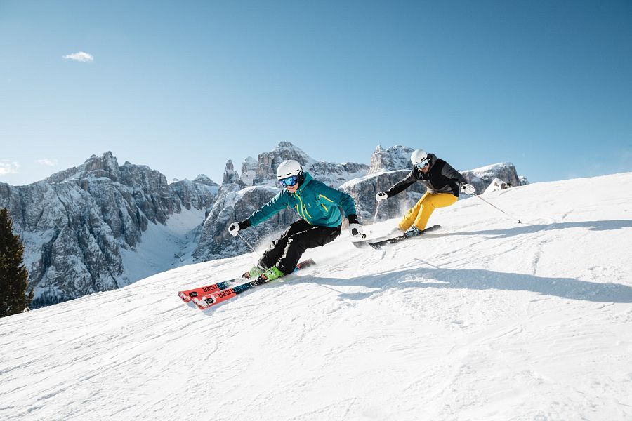 People skiing