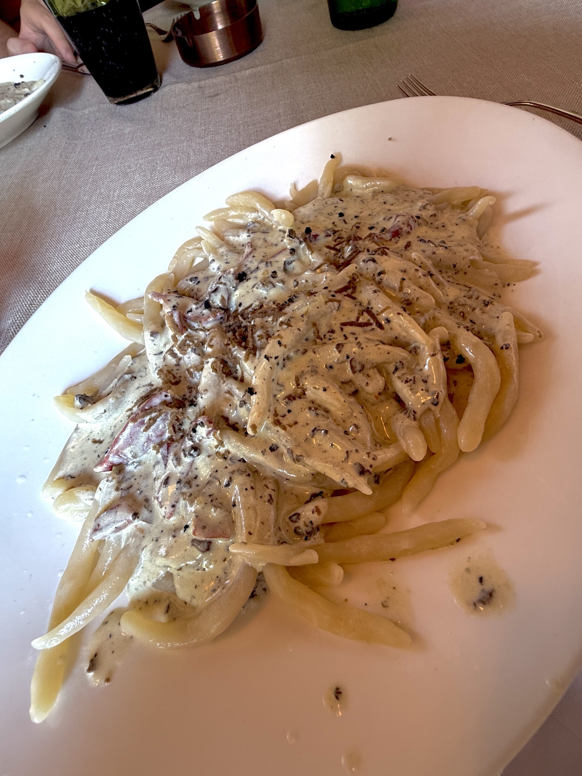 tjestenina s tartufima u Konobi Danijeli