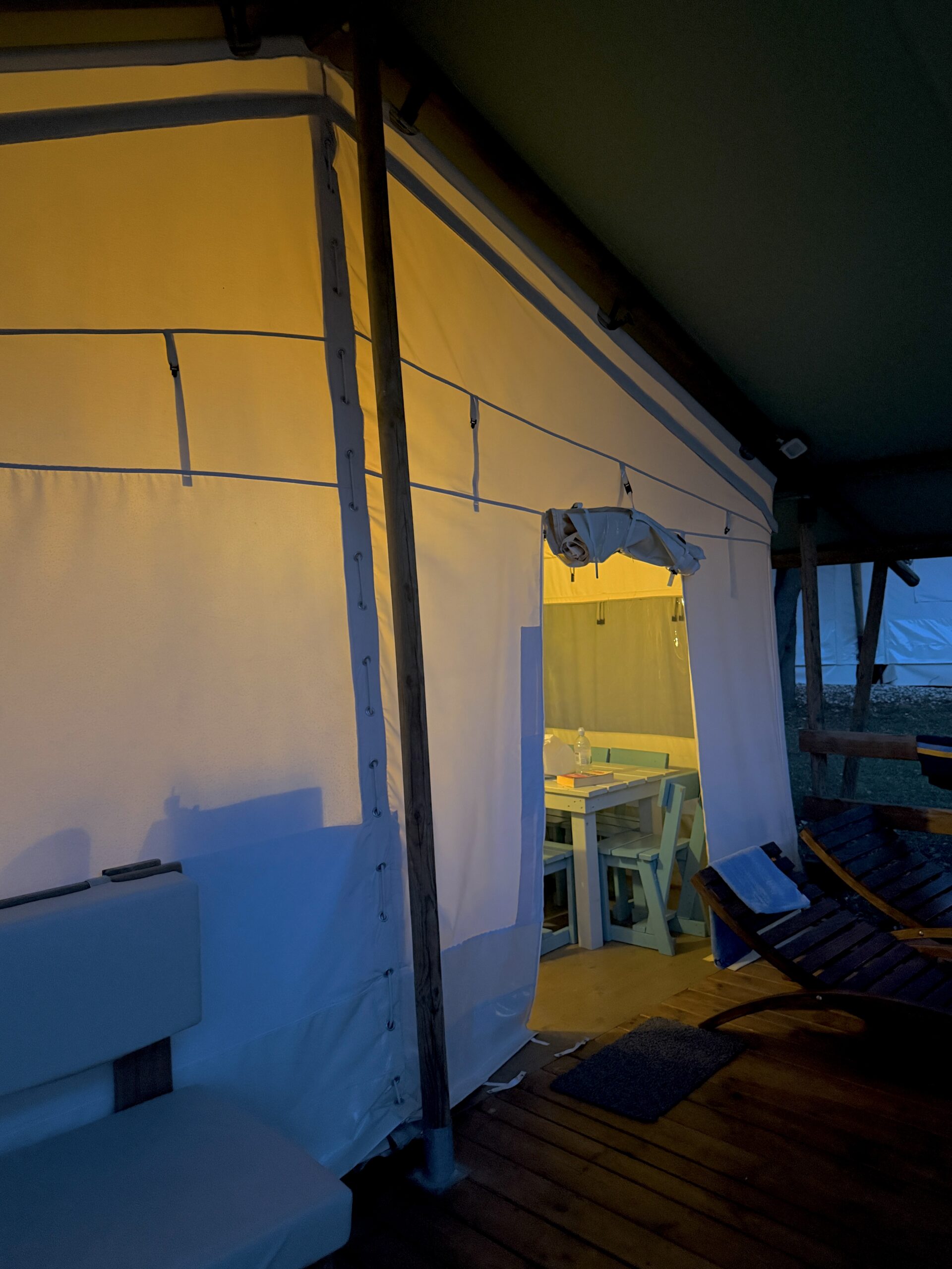 Šator u Maistra Amarin kampu