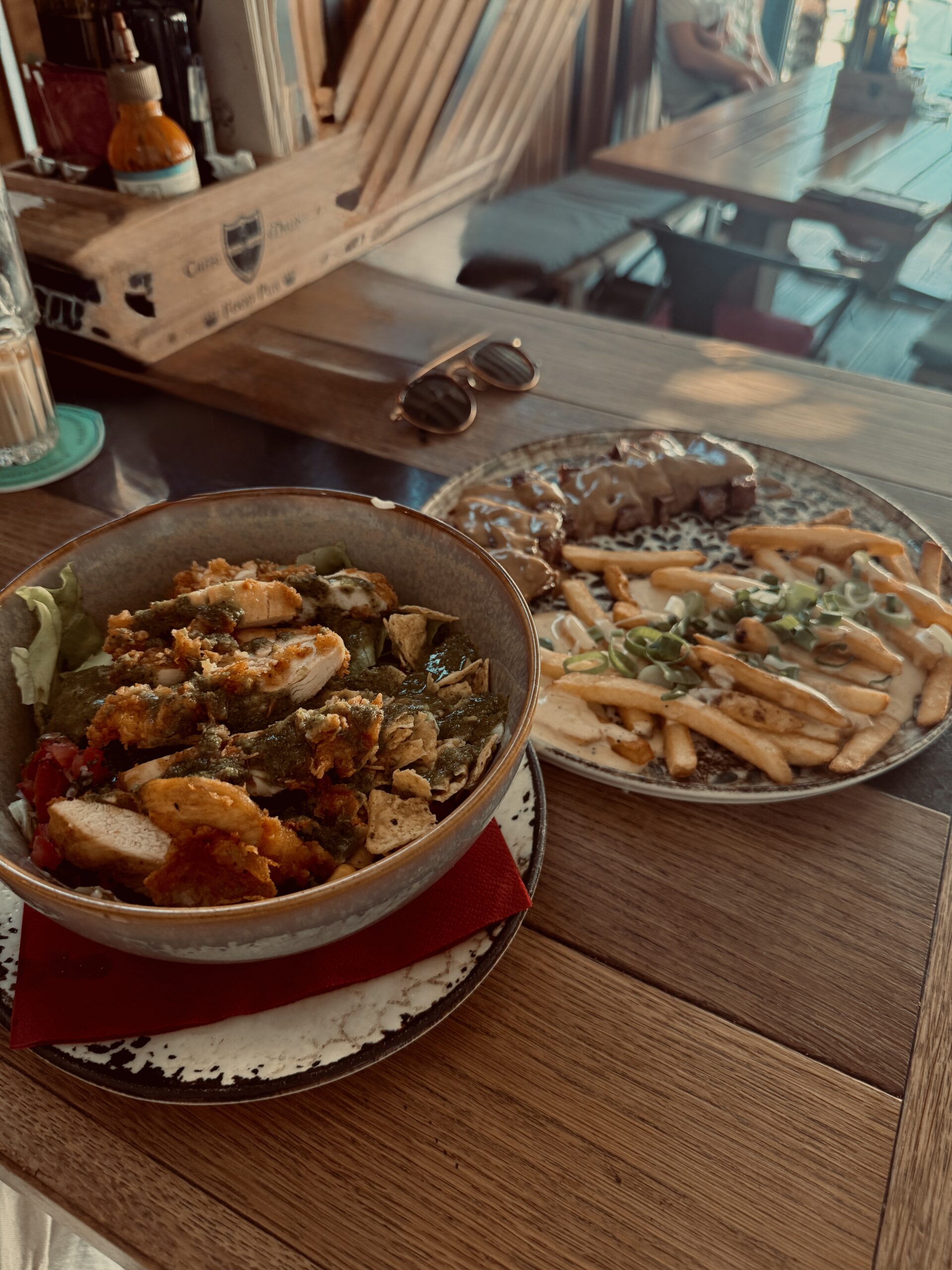 Ručak u Kings Caffe Malinska