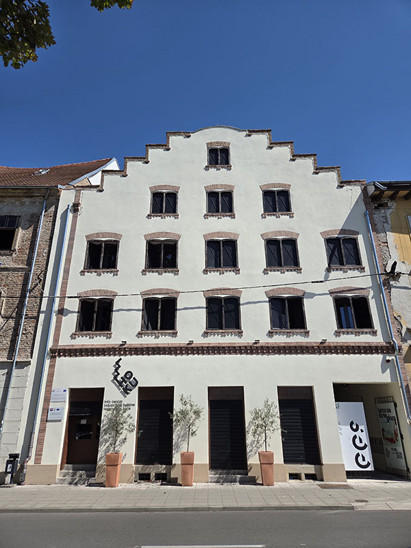 Holandska kuča Sisak