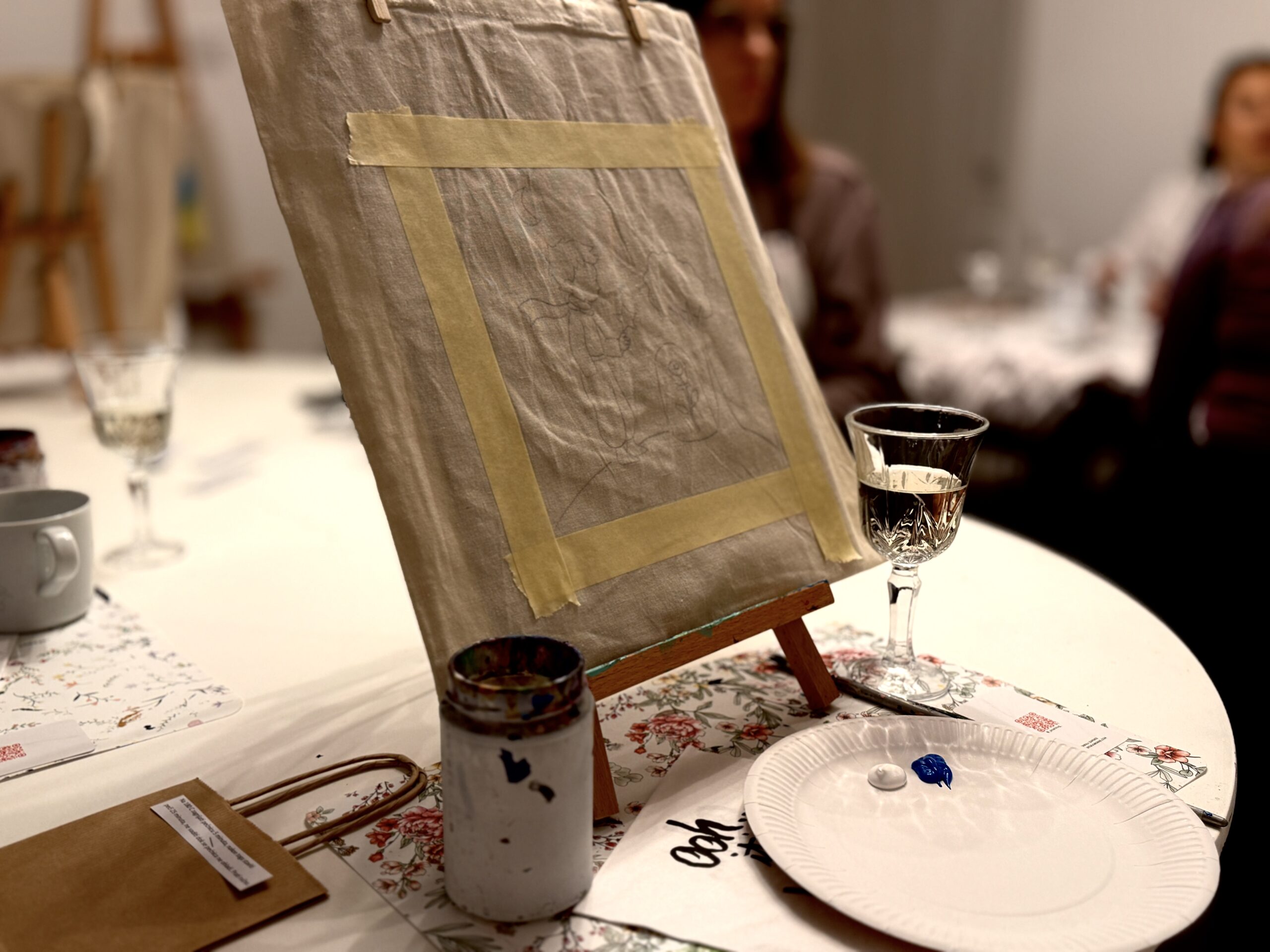 Skica na platnenoj torbi