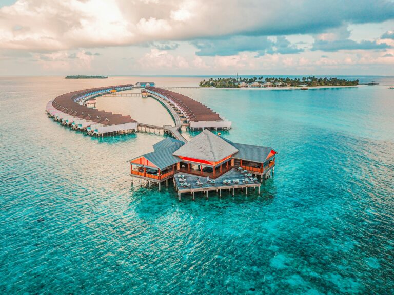 Pogled na resort na Maldivima
